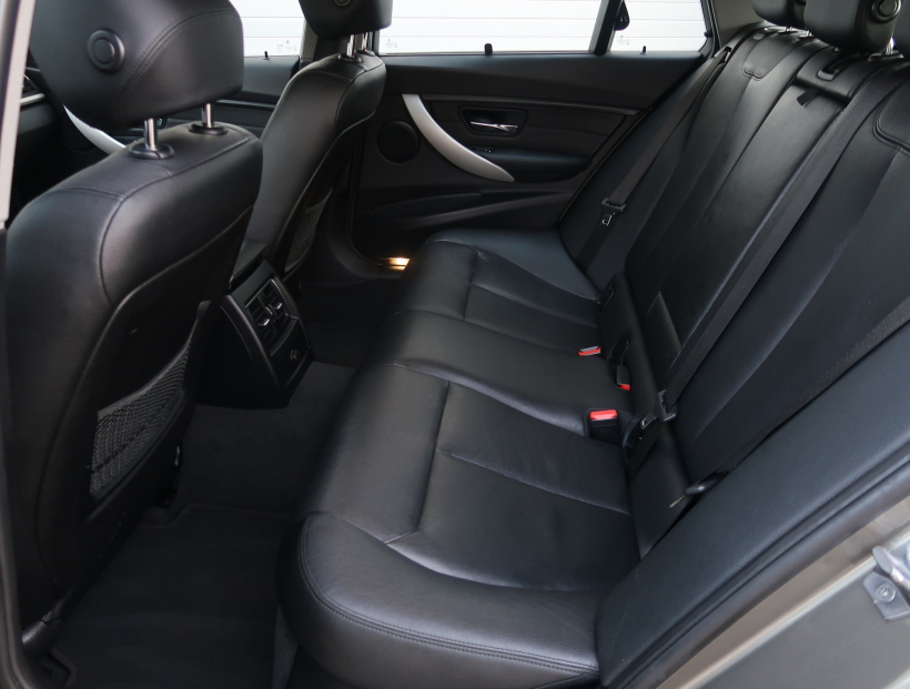 BMW 3, 2018