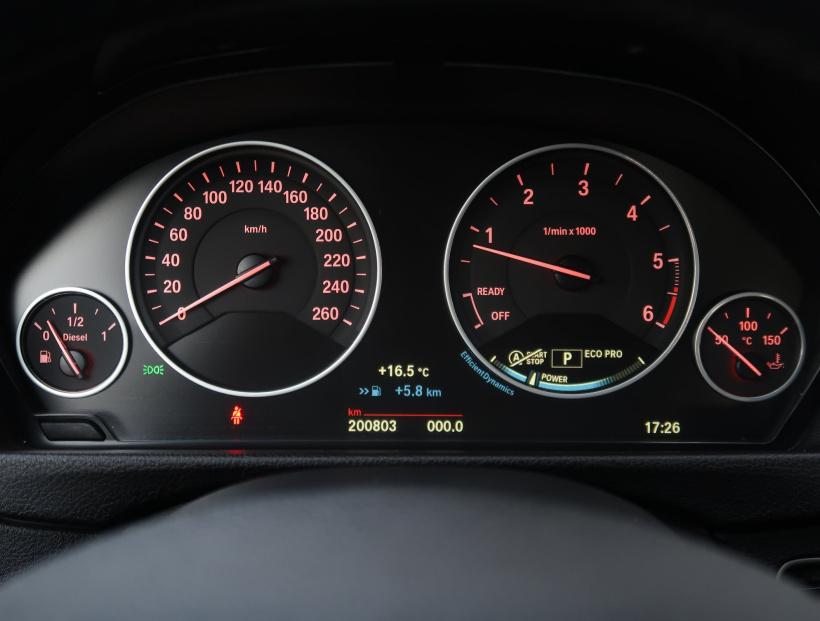 BMW 3, 2018