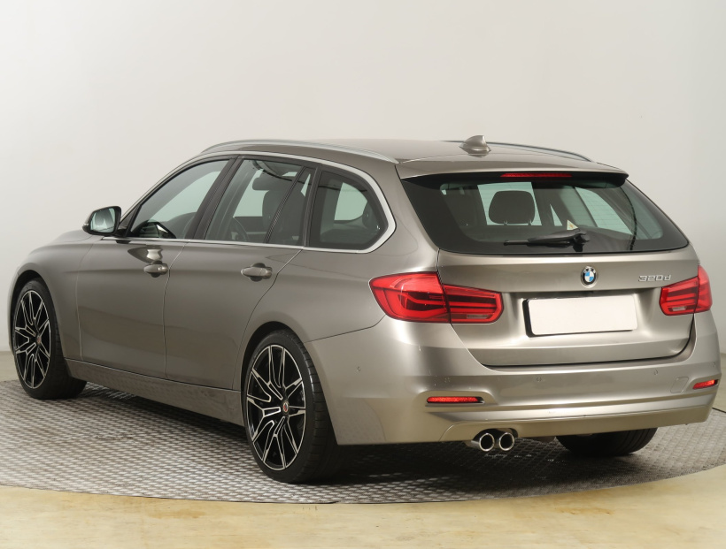 BMW 3, 2018