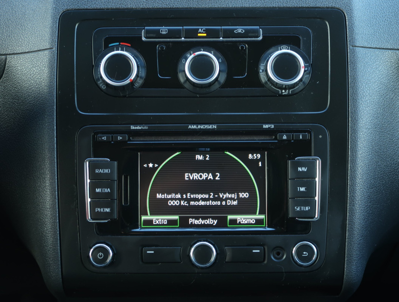 Volkswagen Caddy, 2011