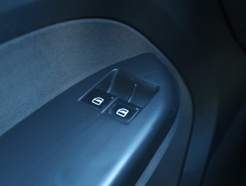 Volkswagen Caddy, 2011