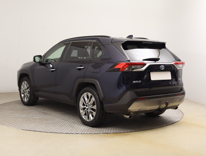 Toyota RAV 4, 2023