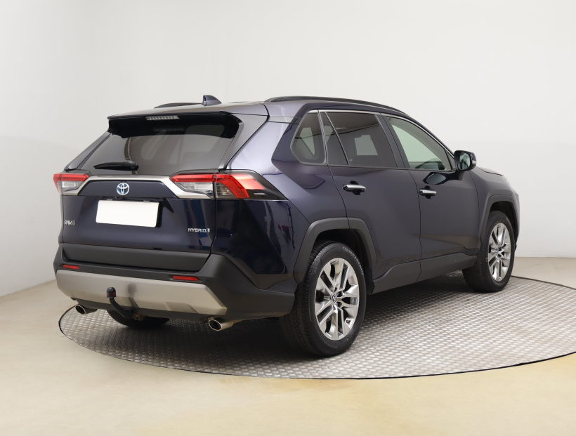 Toyota RAV 4, 2023