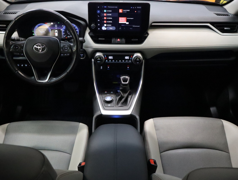 Toyota RAV 4, 2023