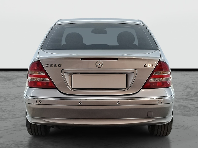 Mercedes-Benz C, 2004