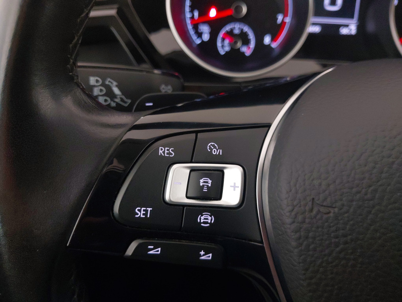 Volkswagen Touran, 2020