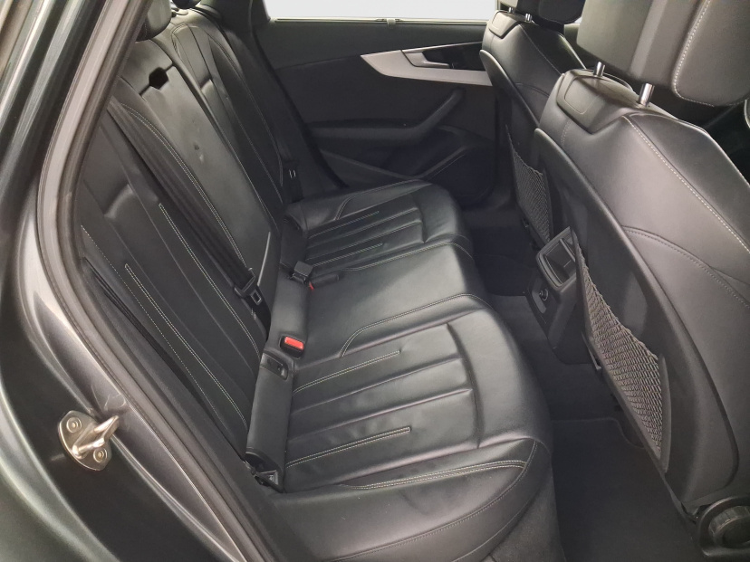 Audi A4, 2022