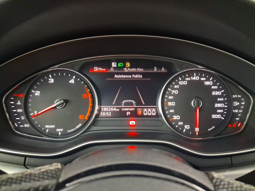Audi A4, 2022