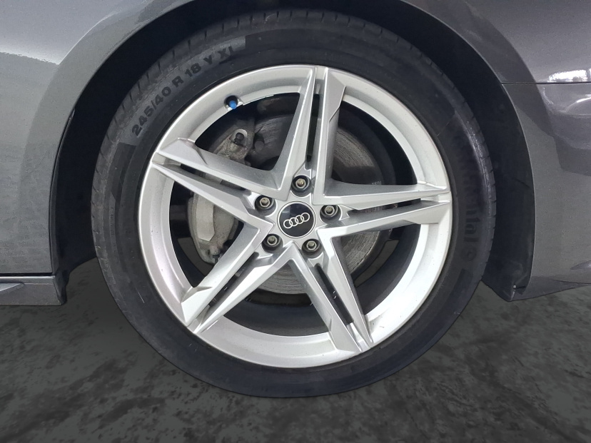 Audi A4, 2022