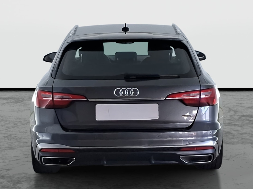 Audi A4, 2022