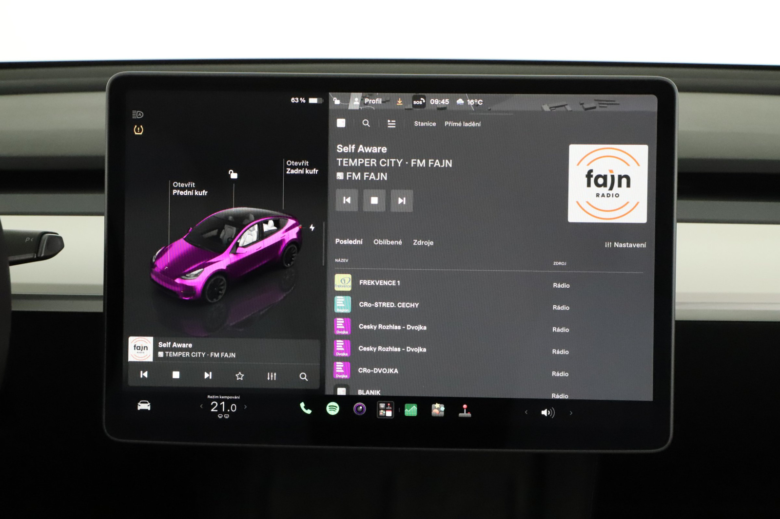 Tesla Model Y Standard Range – fotografie 16