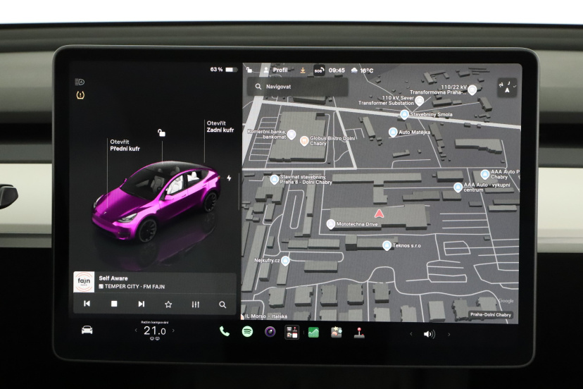 Tesla Model Y, 2024