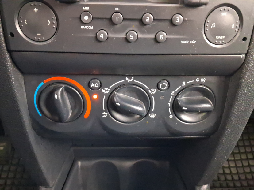 Renault Clio, 2004