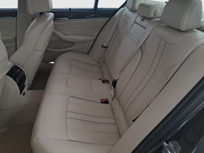 BMW 5, 2018