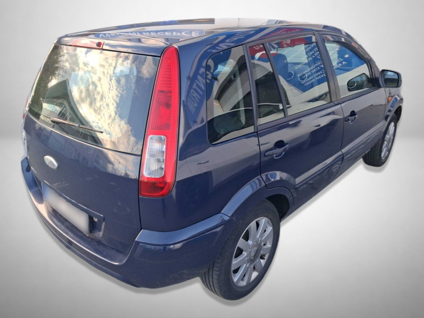 Ford Fusion, 2010