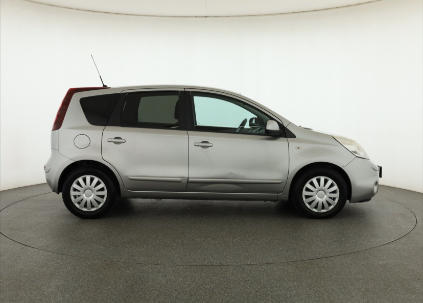 Nissan Note, 2009