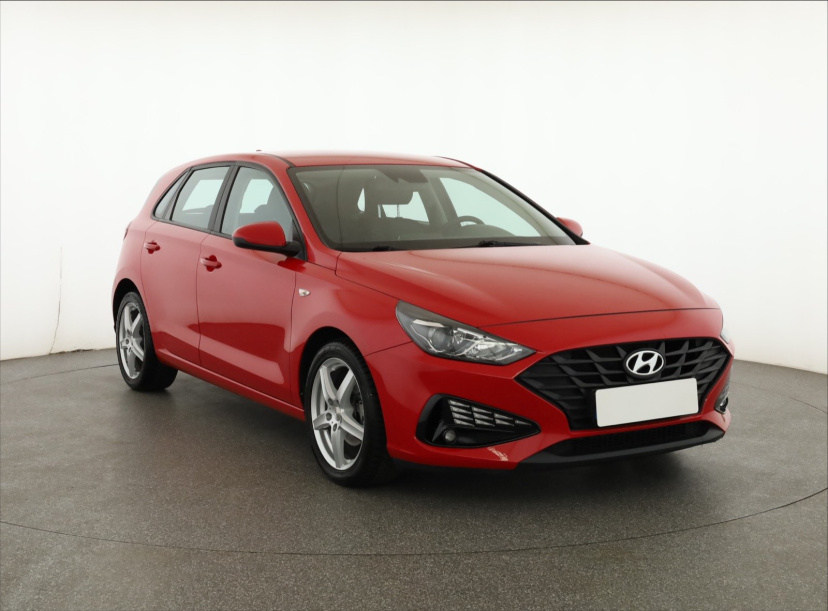 Hyundai i30, 2022