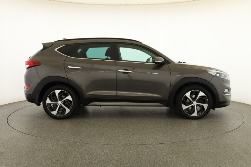 Hyundai Tucson, 2015