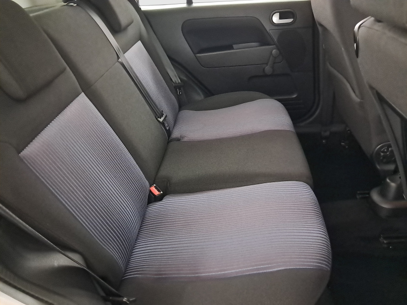 Ford Fusion, 2011