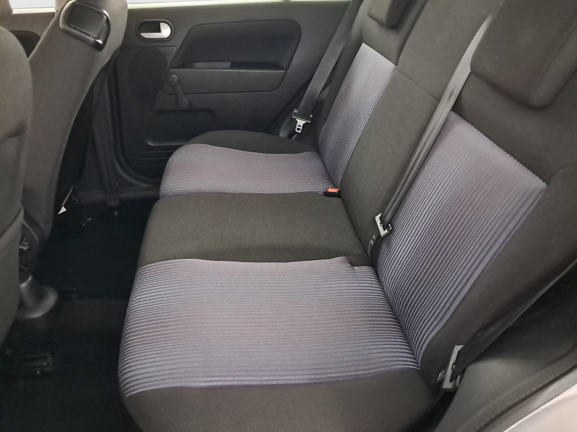 Ford Fusion, 2011