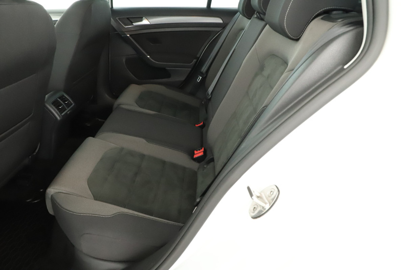 Volkswagen Golf, 2019