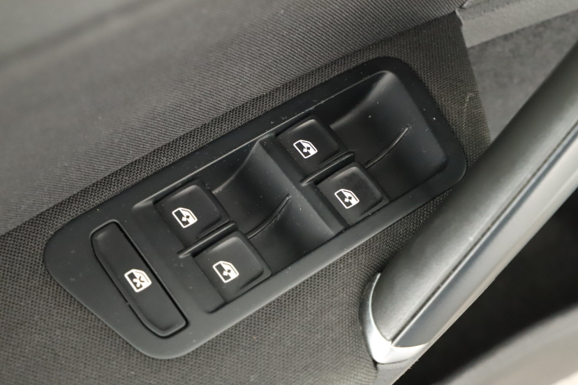 Volkswagen Golf, 2019