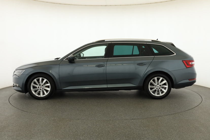 Škoda Superb, 2017