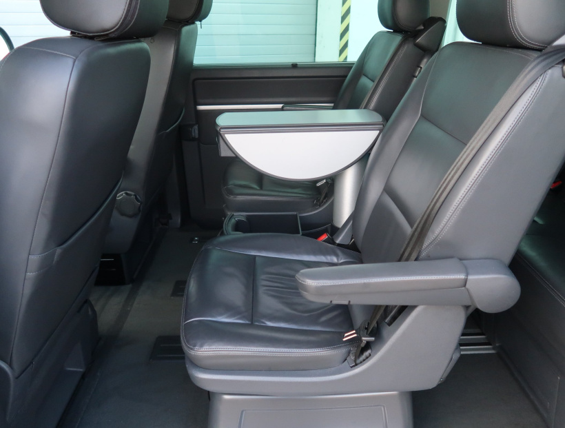 Volkswagen Multivan, 2013