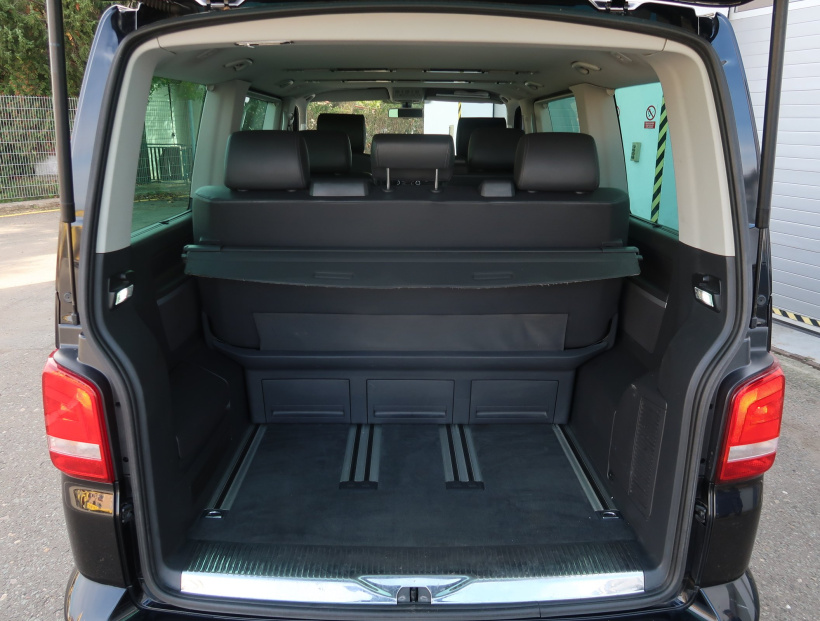 Volkswagen Multivan, 2013