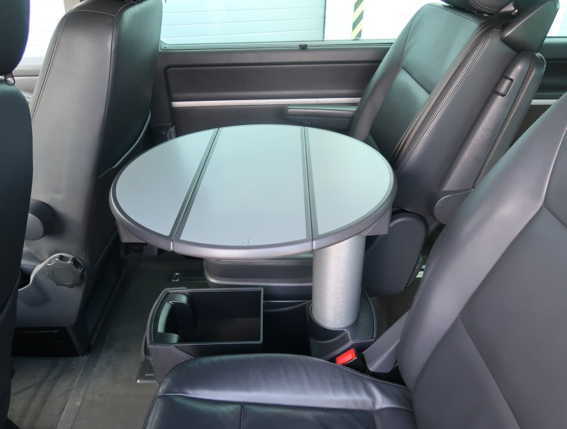 Volkswagen Multivan, 2013