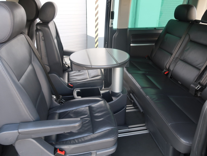 Volkswagen Multivan, 2013