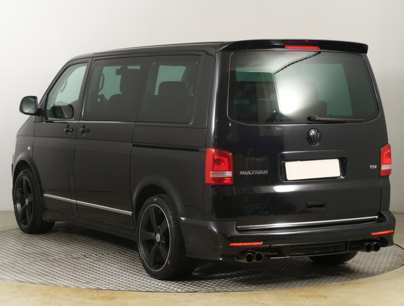 Volkswagen Multivan, 2013