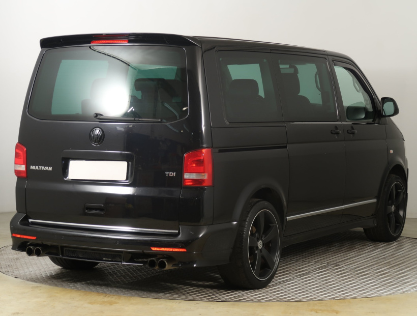 Volkswagen Multivan, 2013