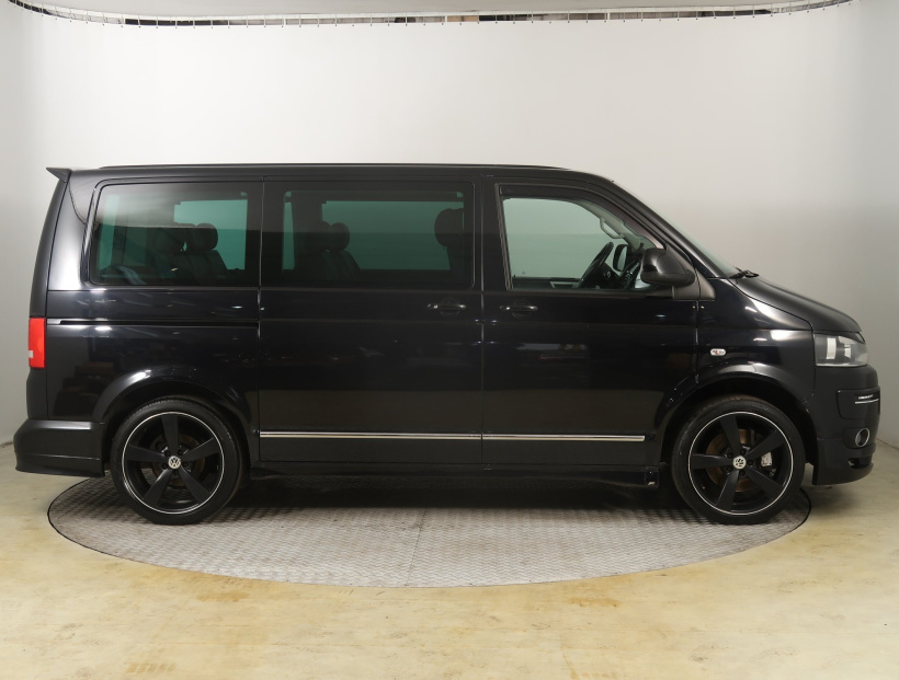 Volkswagen Multivan, 2013