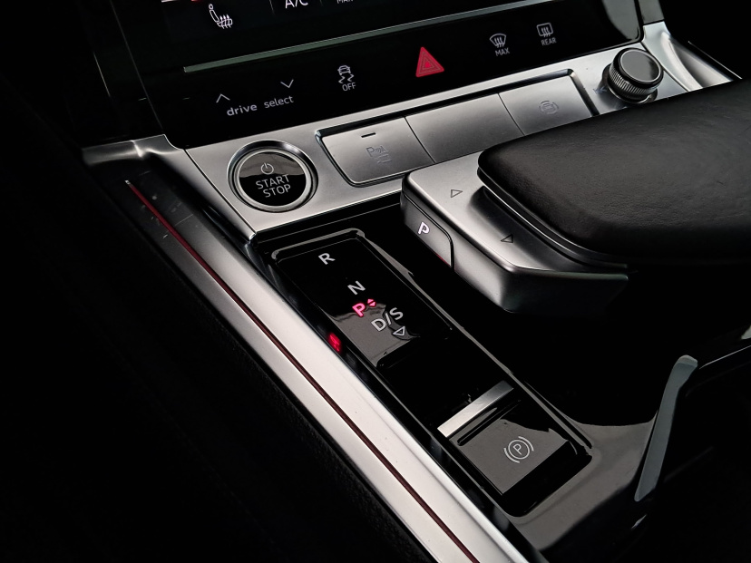 Audi e-tron, 2021