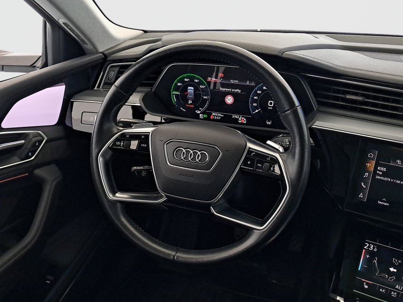 Audi e-tron, 2021
