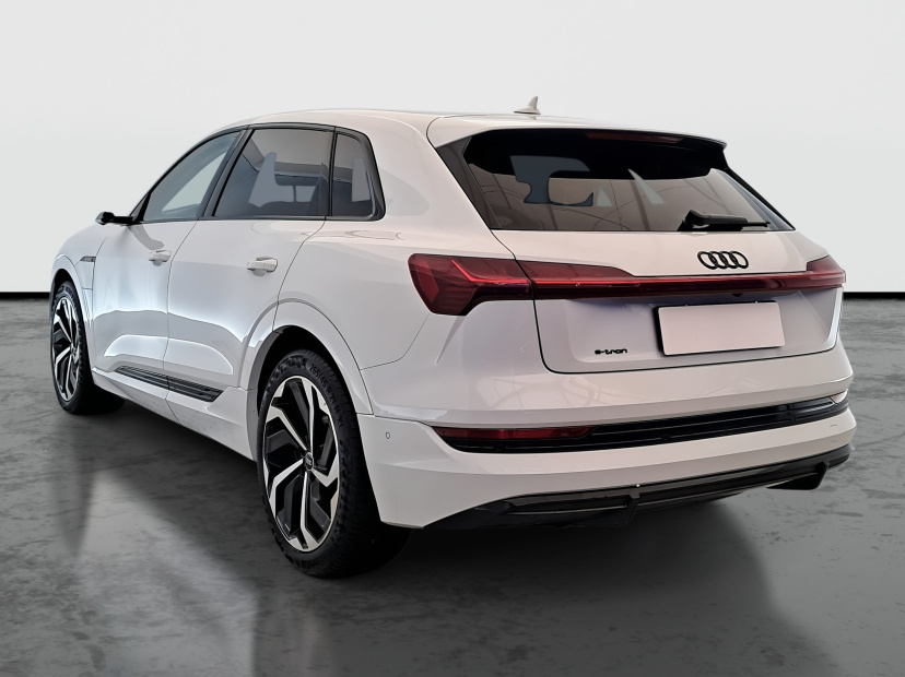 Audi e-tron, 2021
