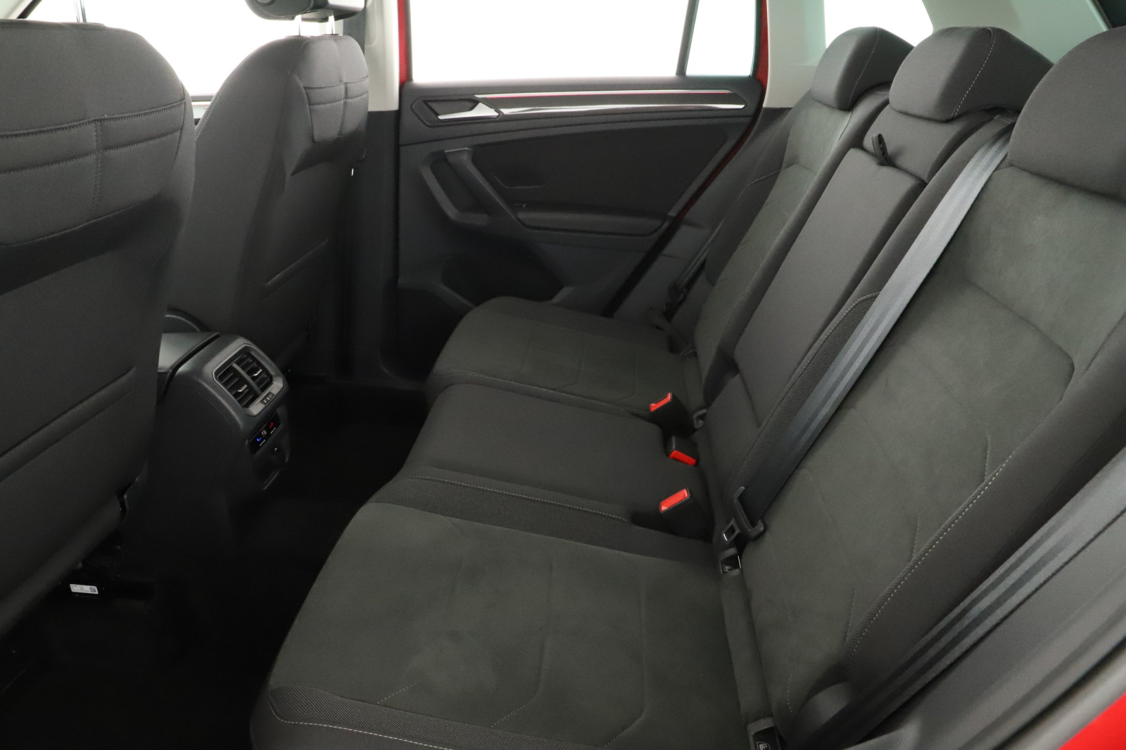 Volkswagen Tiguan - 2022
