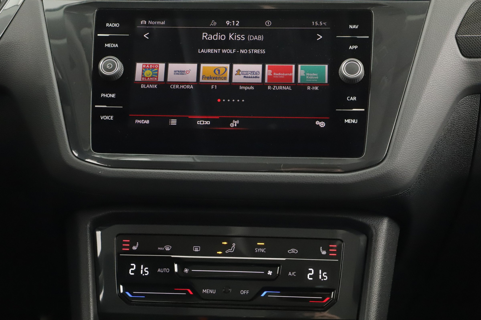 Volkswagen Tiguan - 2022