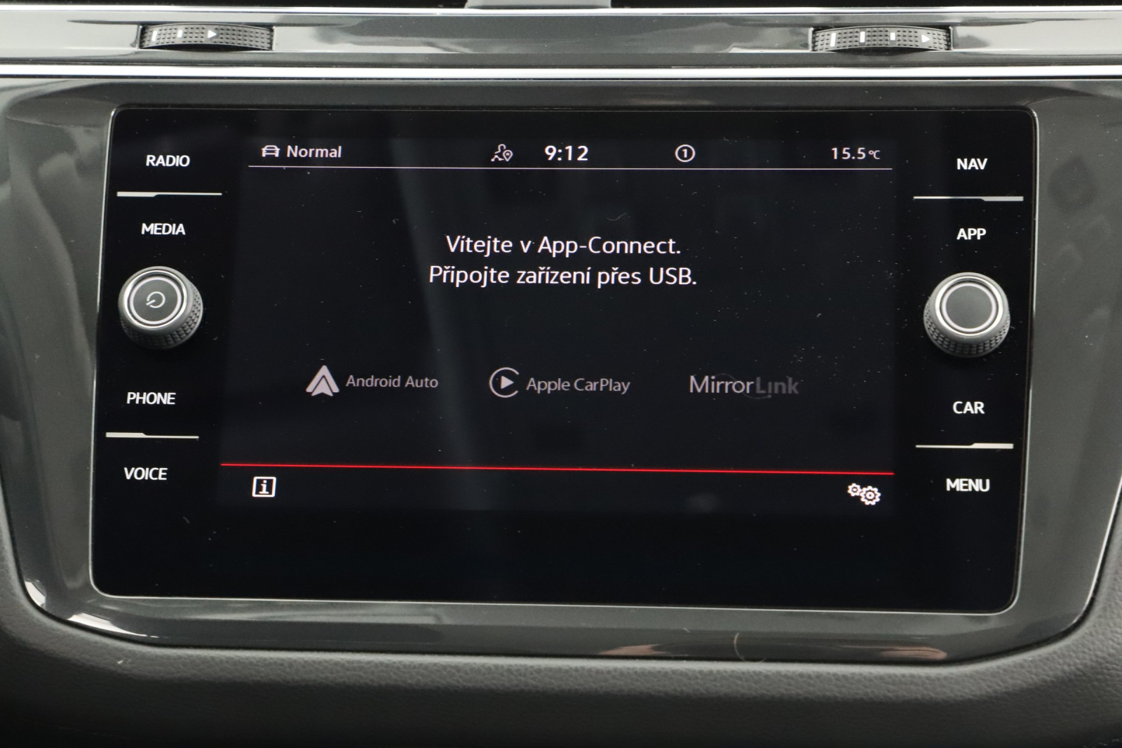 Volkswagen Tiguan - 2022