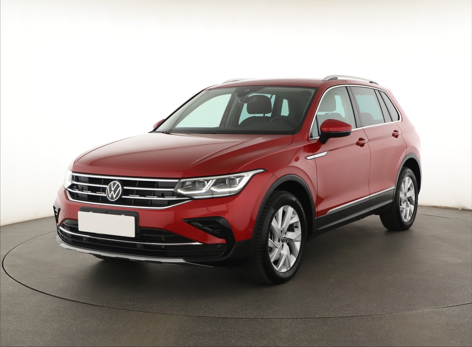 Volkswagen Tiguan - 2022