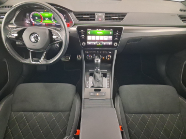 Škoda Superb - 2023