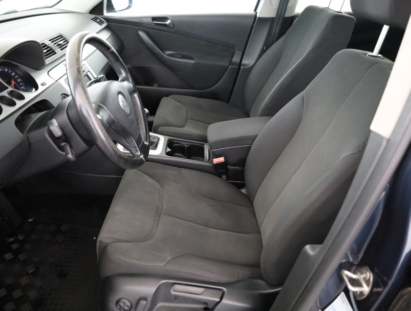 Volkswagen Passat, 2009