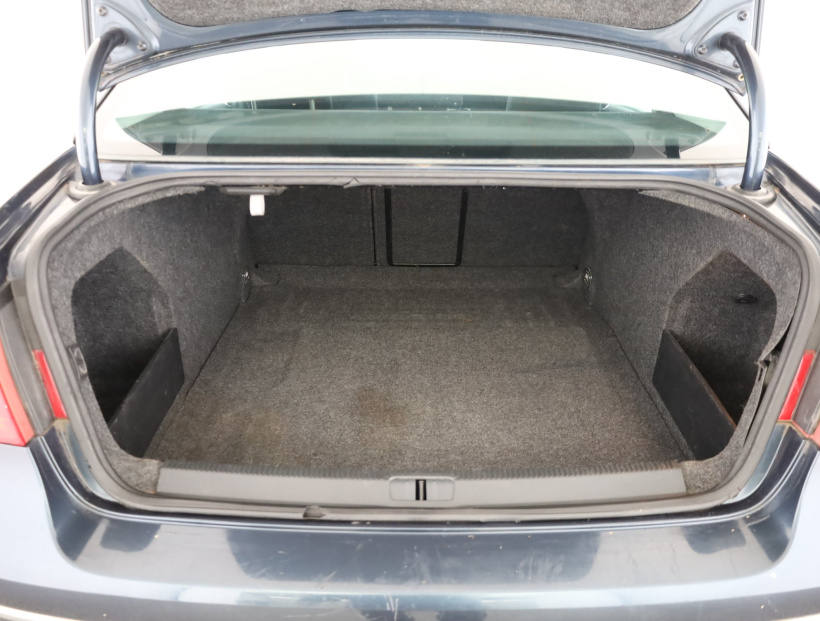 Volkswagen Passat, 2009