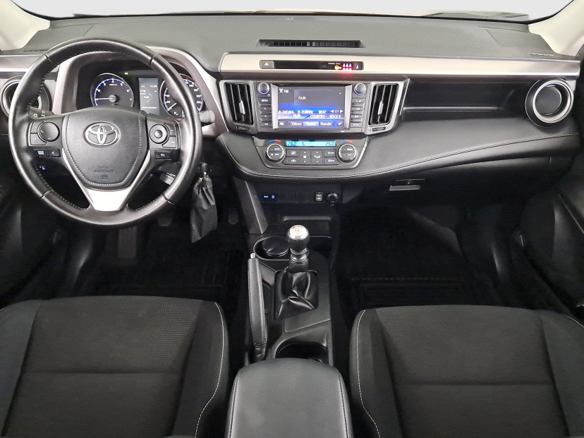 Toyota RAV 4, 2016