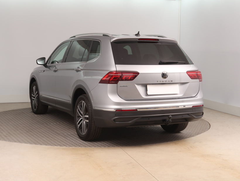 Volkswagen Tiguan Allspace, 2022