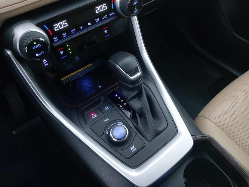 Toyota RAV 4, 2022