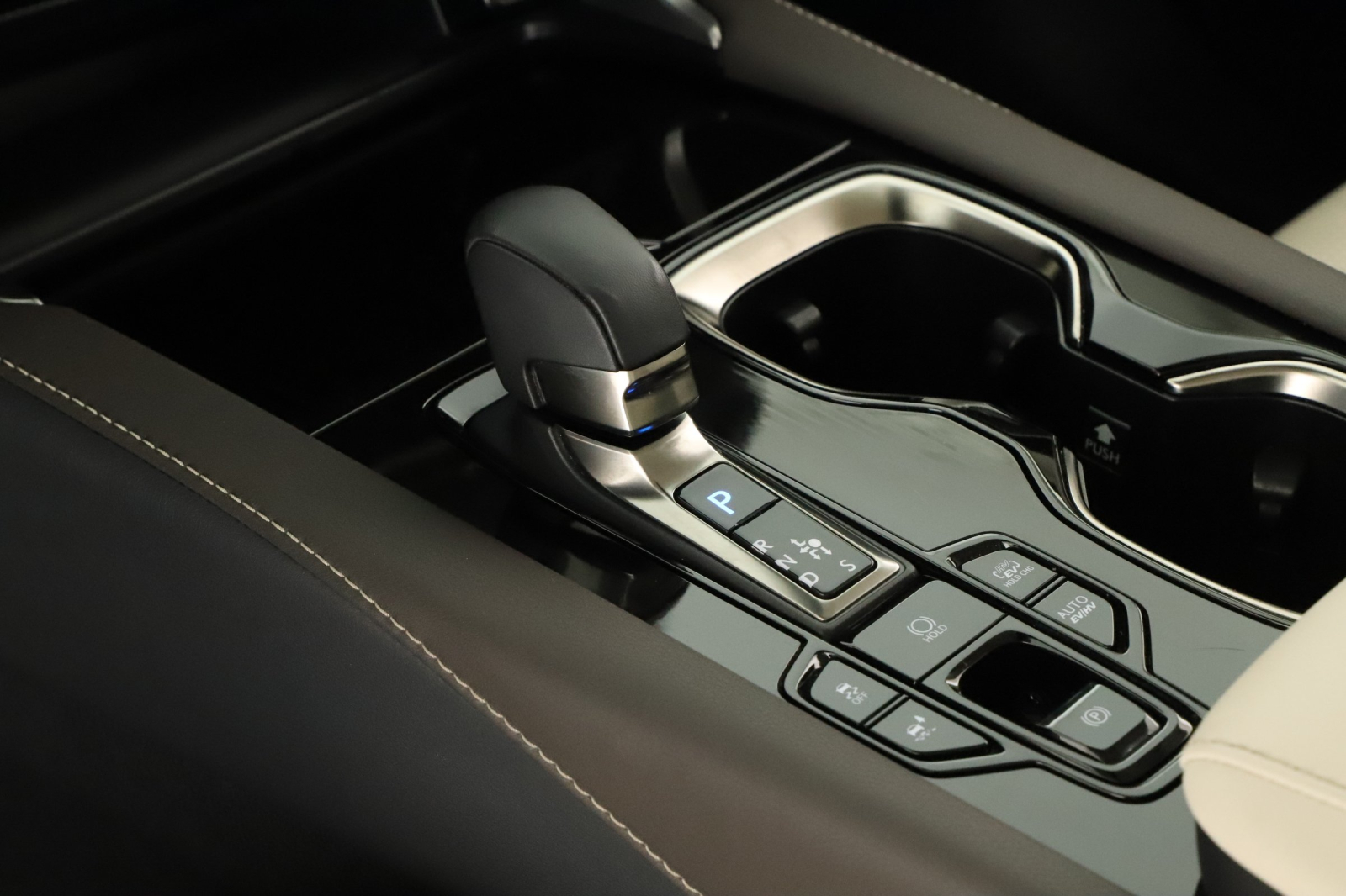 Lexus RX - 2023