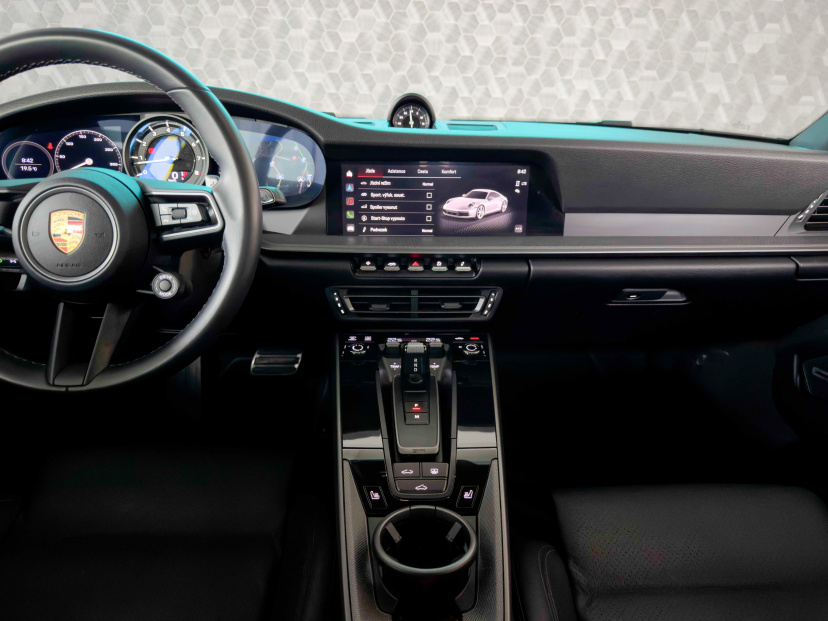 Porsche 911, 2024