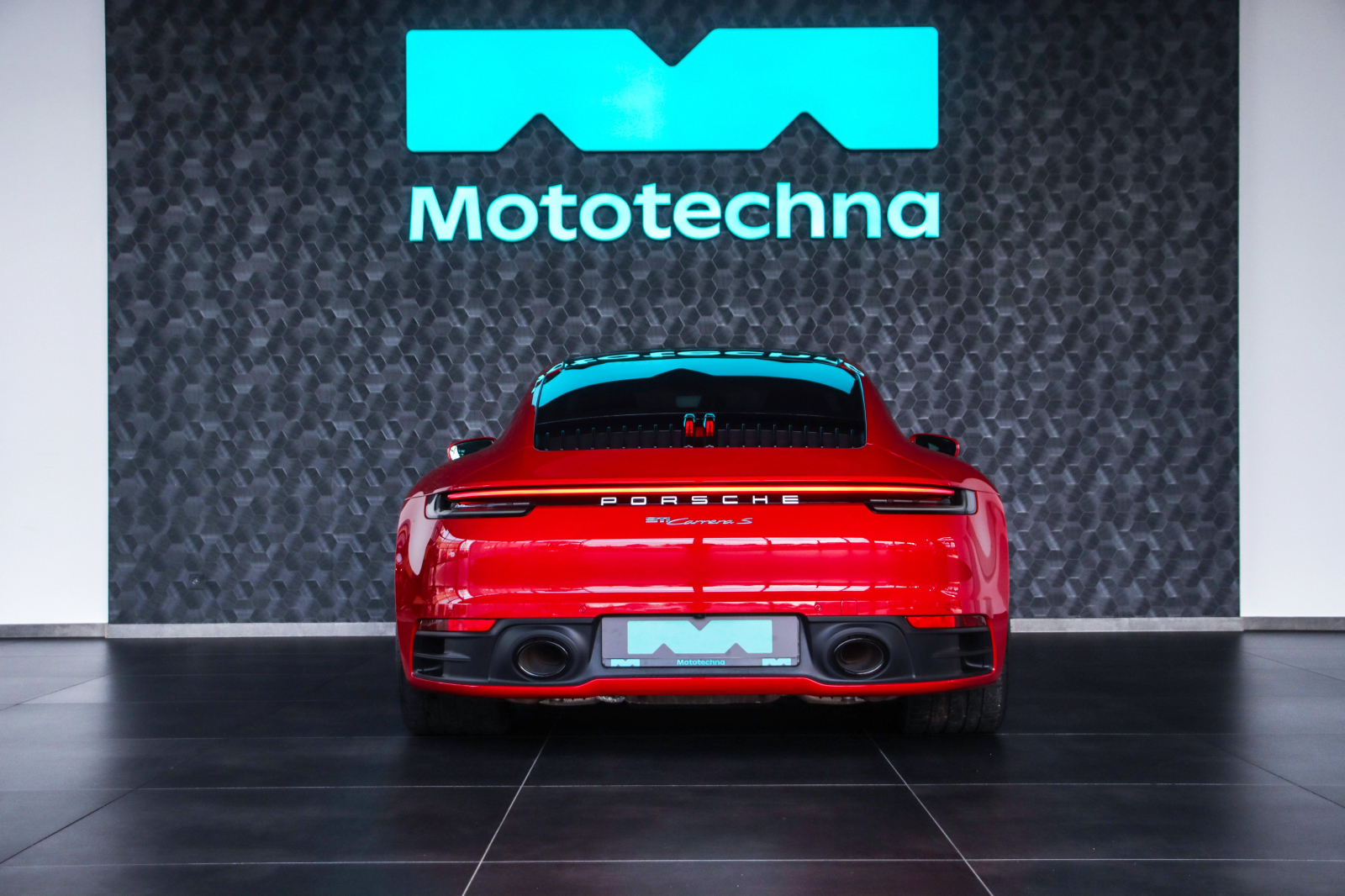 Porsche 911 - 2024